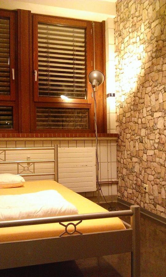 Penthouse Backpackers Hostel Όσναμπρουκ Εξωτερικό φωτογραφία